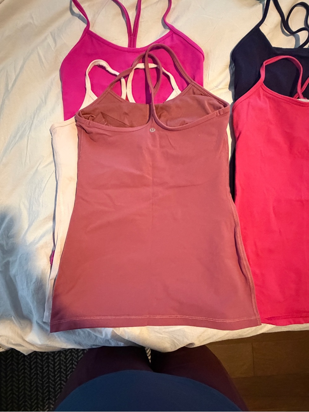 Lululemon Tanks (x5) - Picture 3 of 14